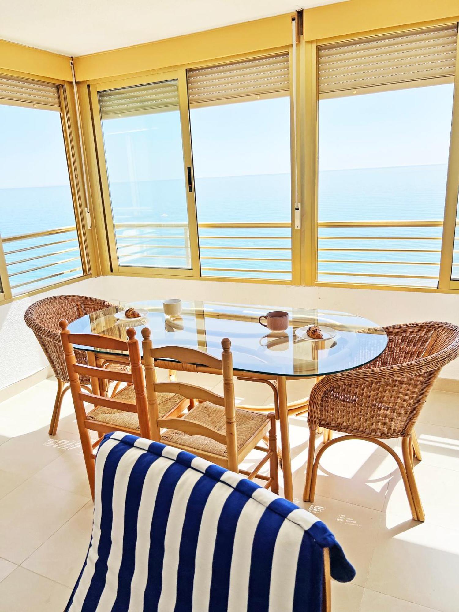 Apartamento Oasis Frente Al Mar. Parking Gratis El Campello Exterior foto