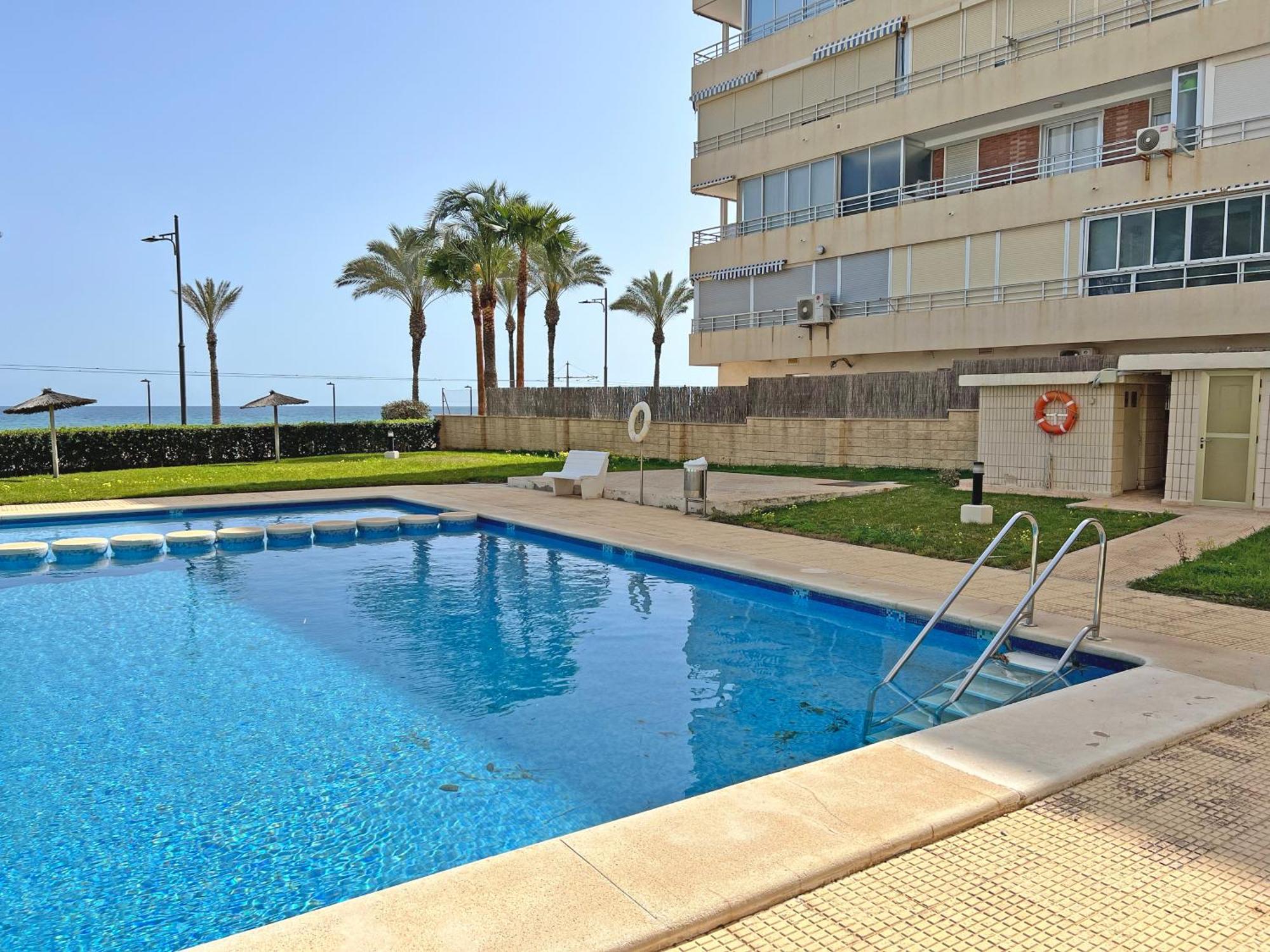 Apartamento Oasis Frente Al Mar. Parking Gratis El Campello Exterior foto